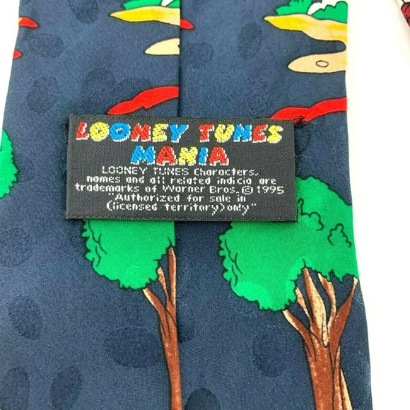 Looney Tunes Mania Men's Novelty Necktie: Taz, Bugs, Marvin. Golf. Black. 1995 - Picture 3 of 4